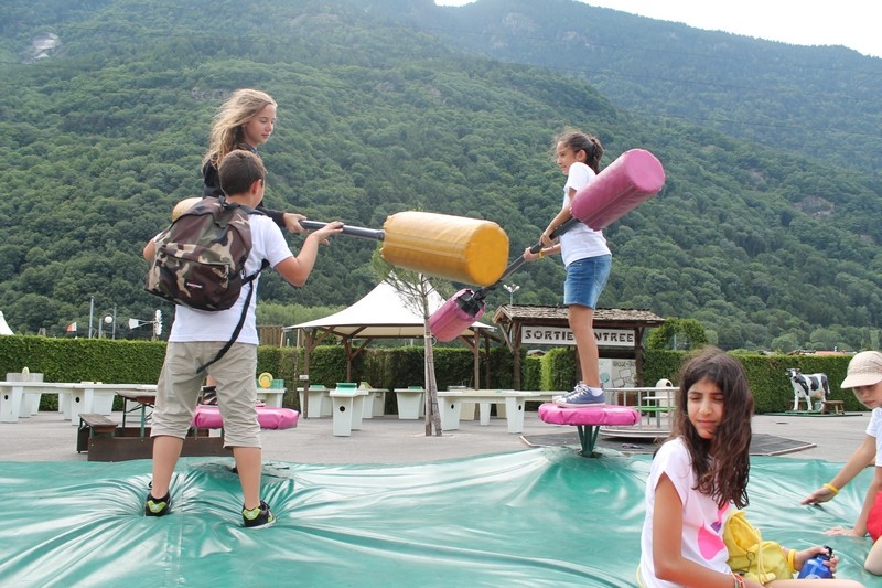 Village Camps International Summer Camp Leysin, Switzerland 2026-08-15 https://www.villagecamps.com/journals_admin/images/695-10-yellowgreenies (142).jpg